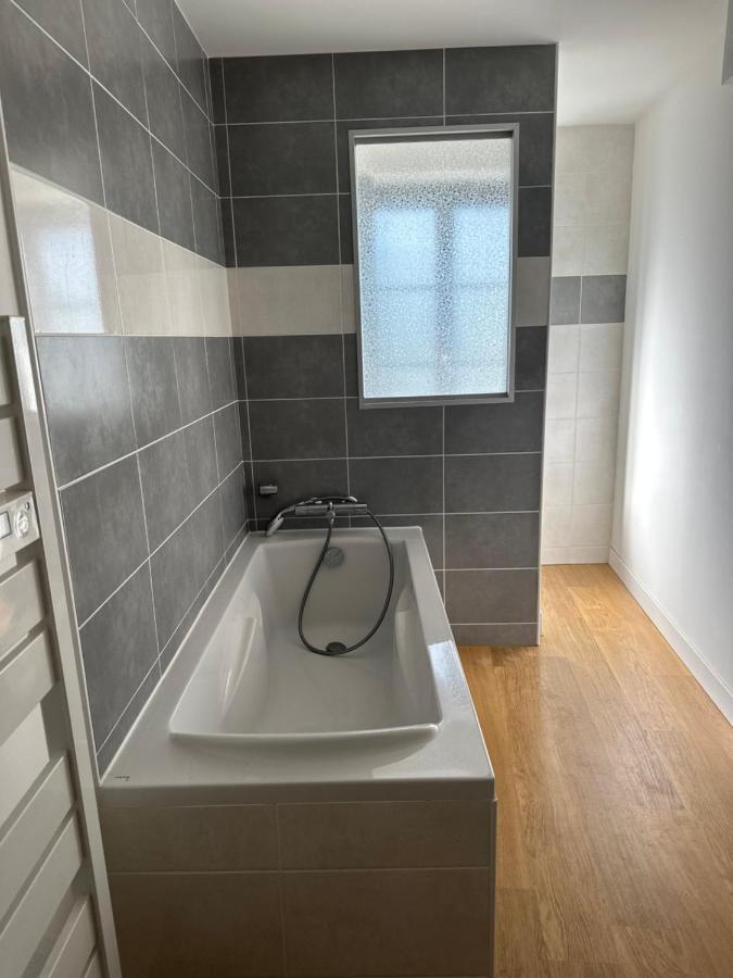Charmant Appartement En Pierres بورْجْوا المظهر الخارجي الصورة